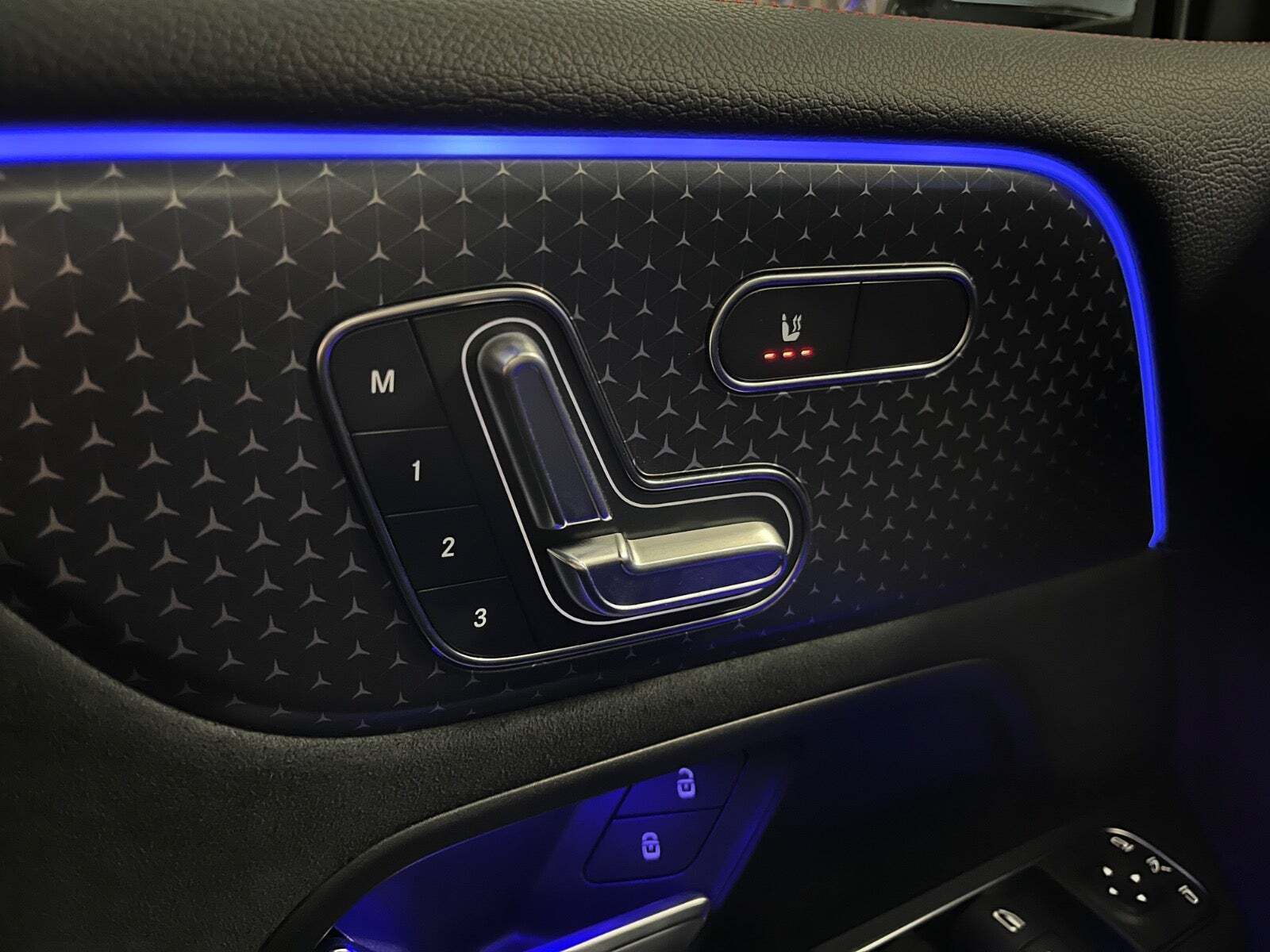 Mercedes EQB300 AMG Line 4Matic 7prs