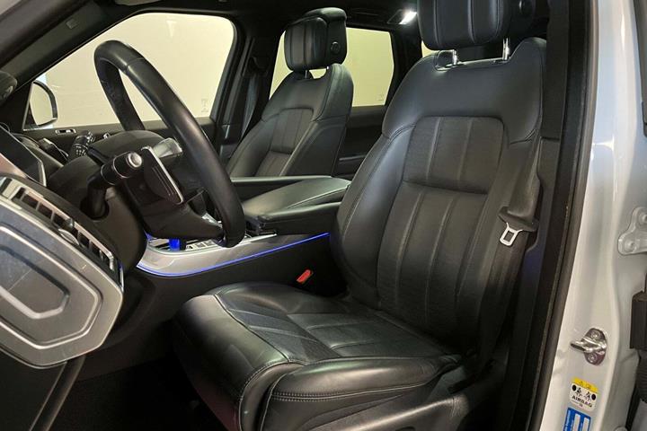 Hvid Land Rover Range Rover sport fra 2019