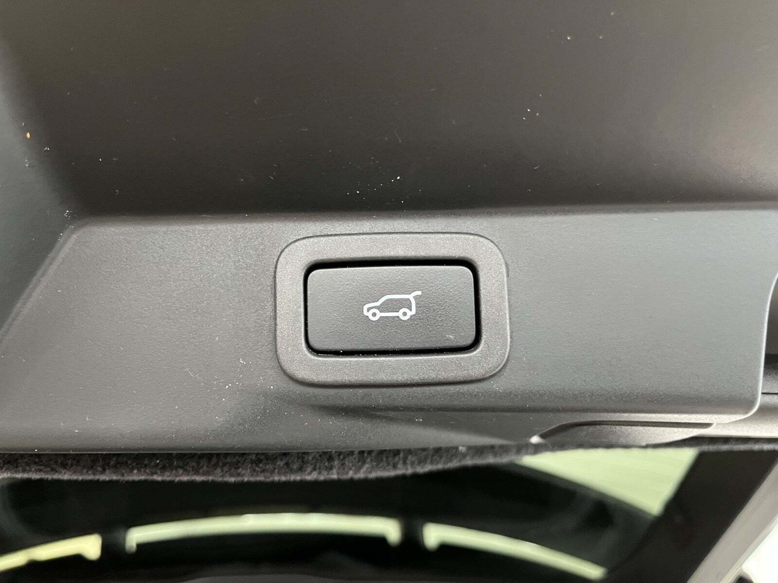 Hvid Land Rover Range Rover sport fra 2019