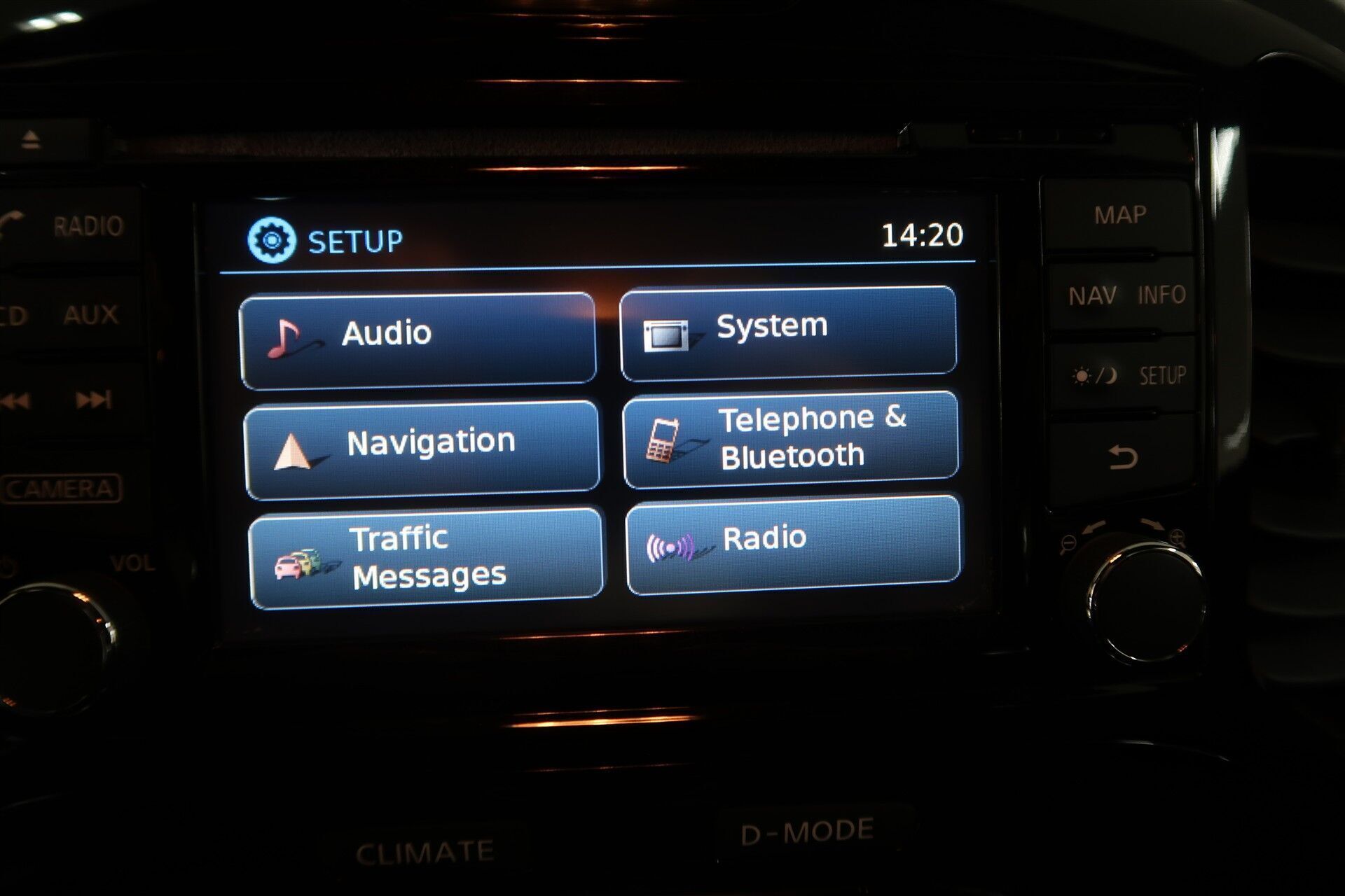 Sort Nissan Juke fra 2017