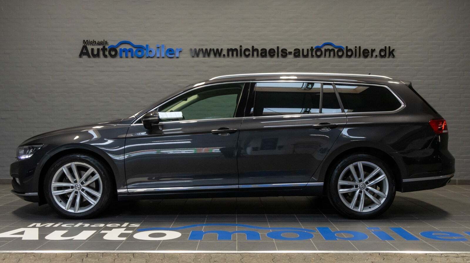 Grå VW Passat fra 2020