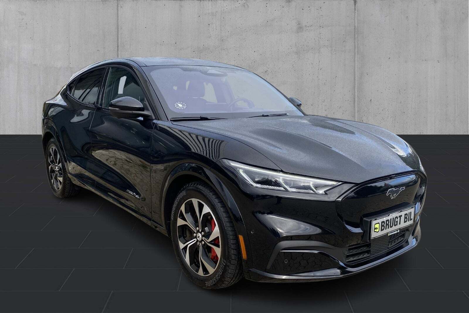 Sort Ford Mustang Mach-E fra 2023