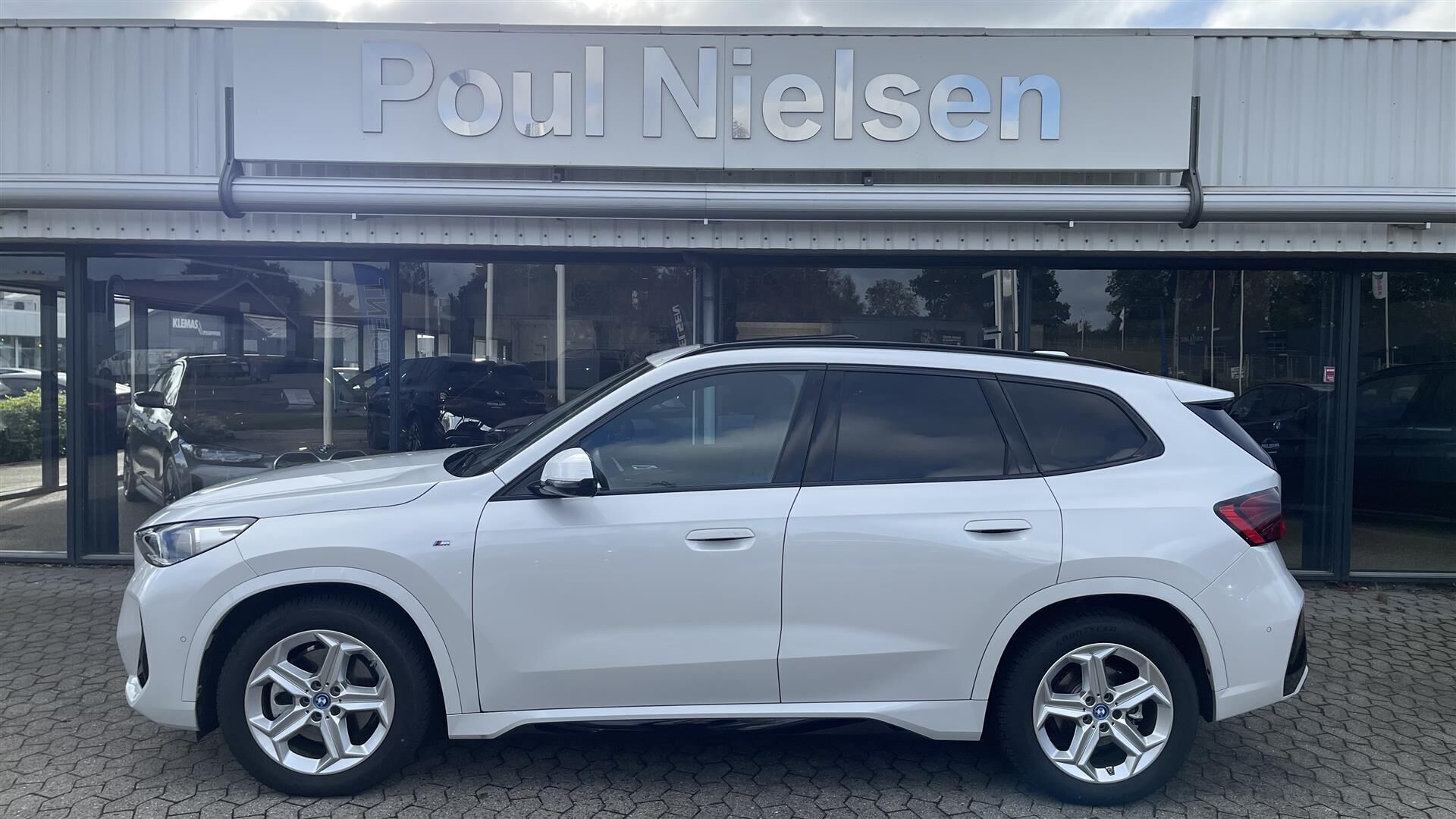 BMW iX1 xDrive30 EL Fully Charged M-Sport 313HK 5d Aut.