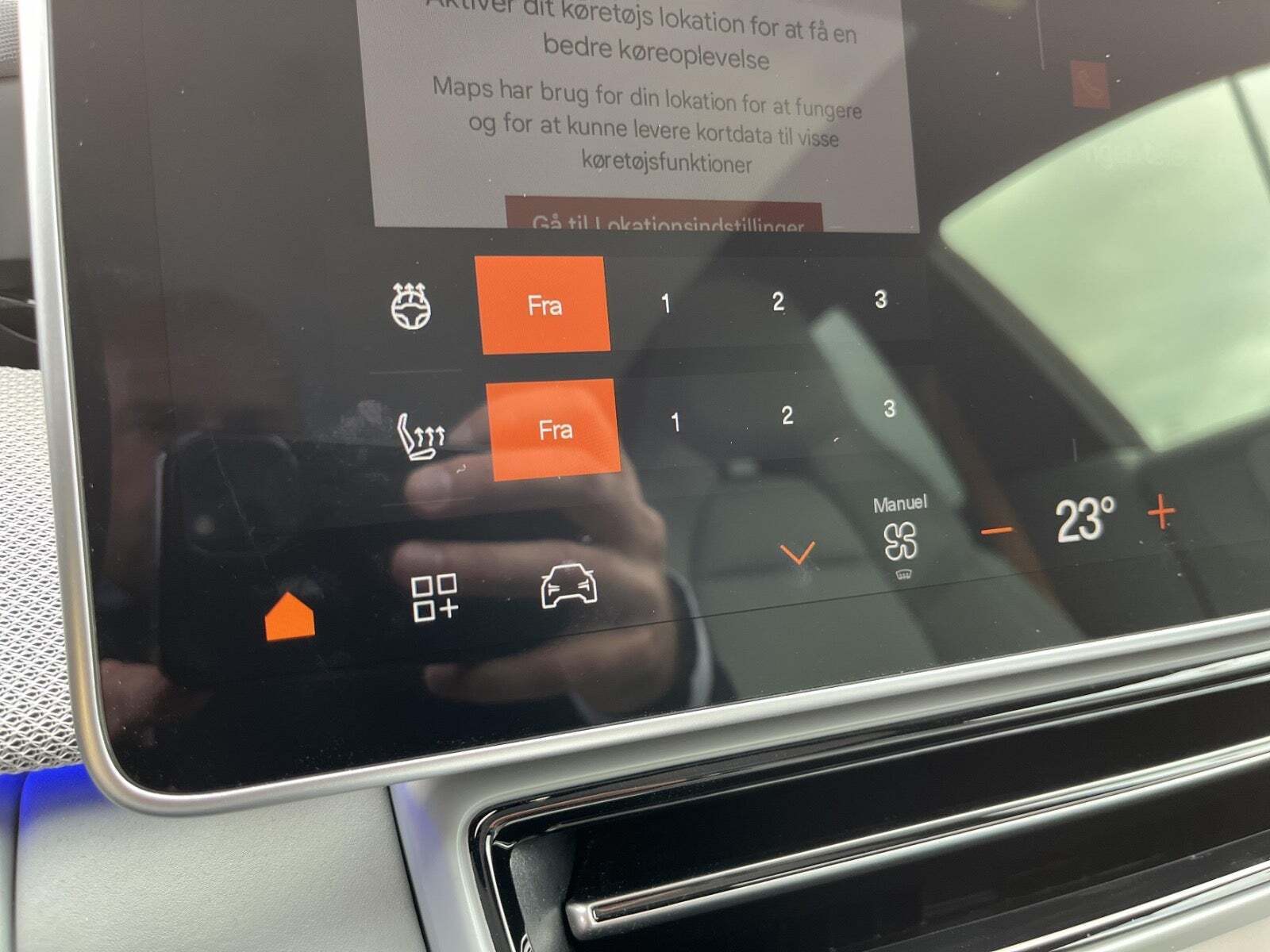 Hvid Polestar 4 fra 2025