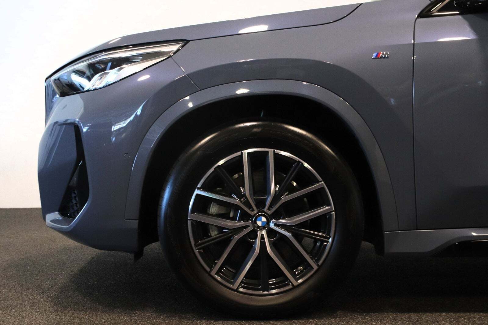 BMW iX1 xDrive30 M-Sport