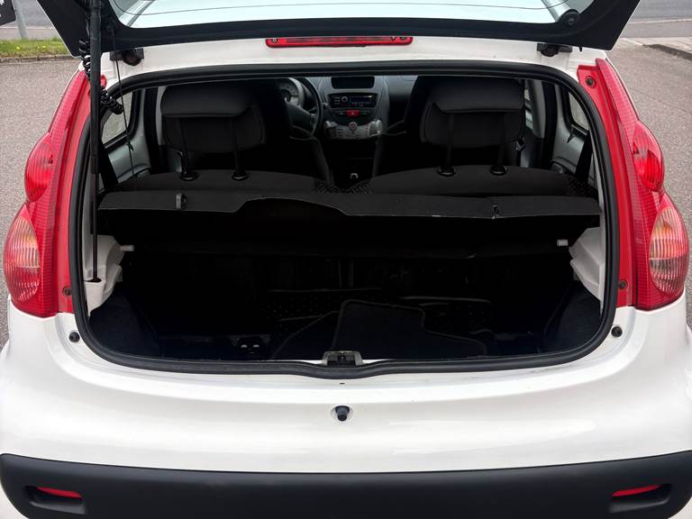 Peugeot 107 1,0 5-D 68 HK AUT