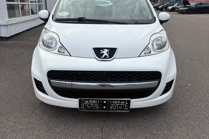 undefined Peugeot 107 fra 2010
