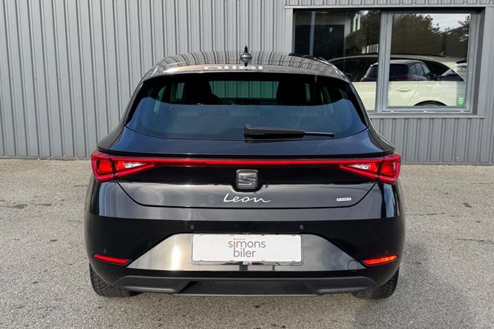Sort Seat Leon fra 2020