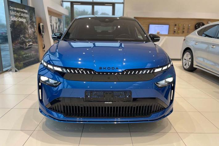 Blå Skoda Enyaq fra 2026