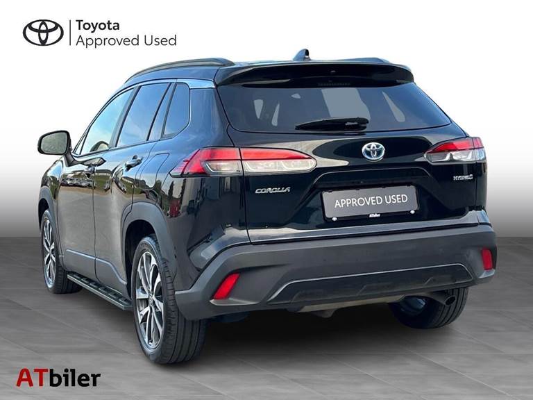 Toyota Corolla Cross 2,0 Hybrid Style Comfort E-CVT 197HK Van Aut.