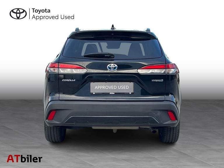 Toyota Corolla Cross 2,0 Hybrid Style Comfort E-CVT 197HK Van Aut.