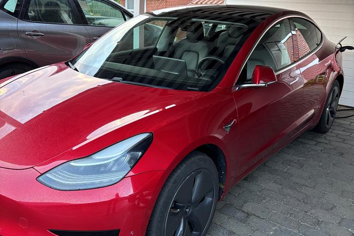 undefined Tesla Model 3 fra 2019