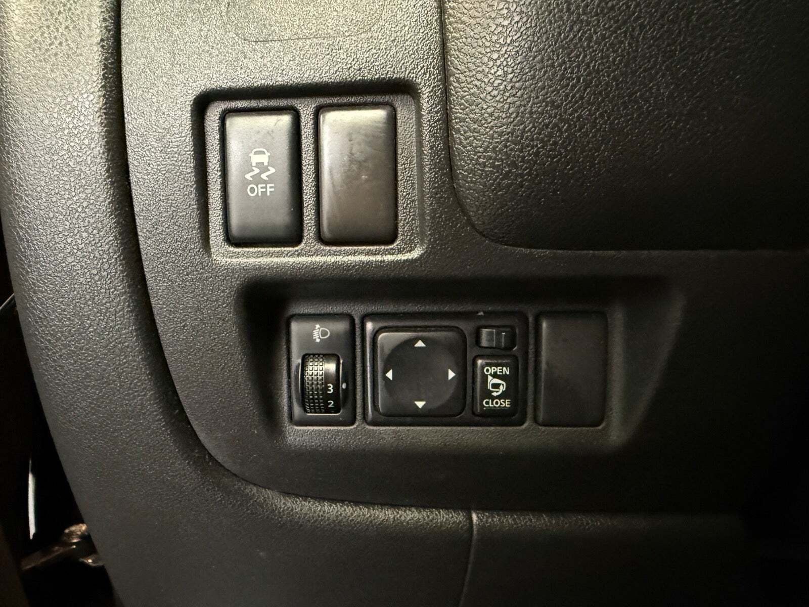 Sort Nissan Micra fra 2011