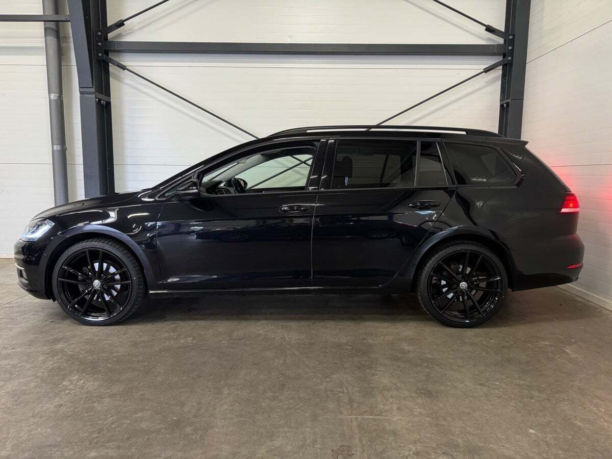 VW Golf VII 1,6 TDi 115 IQ.Drive Variant DSG