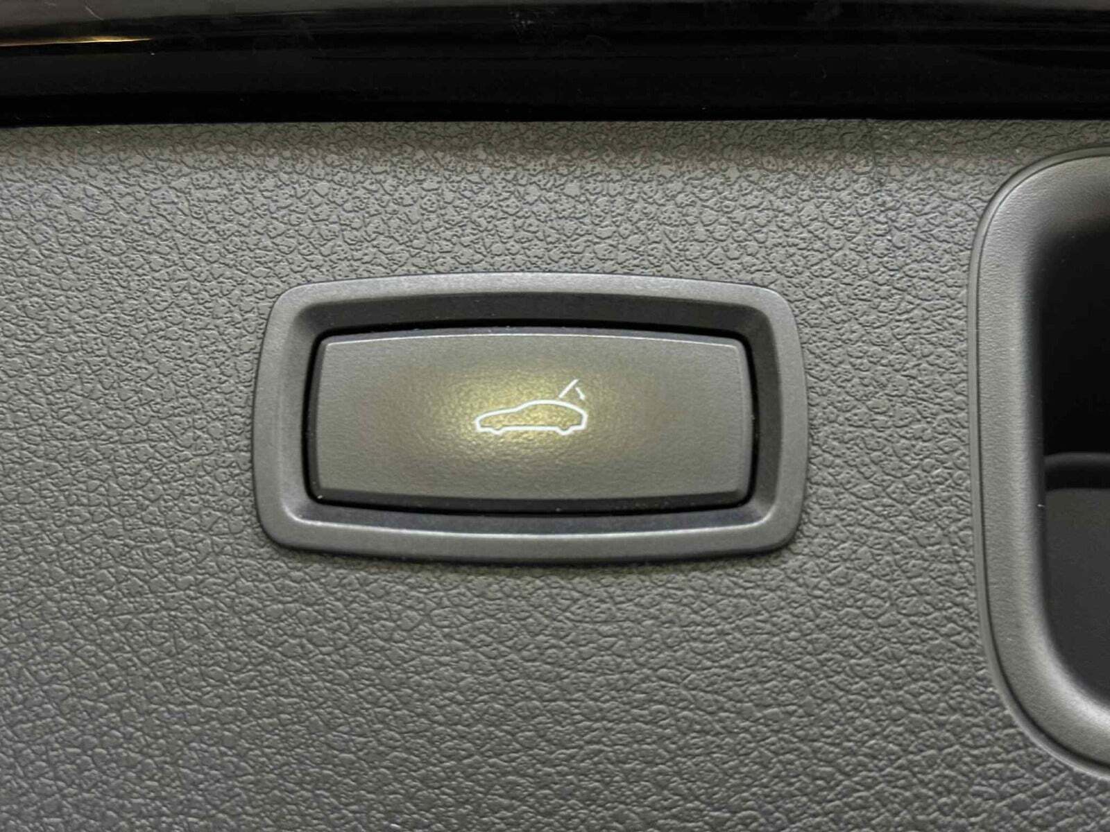 Sort Porsche Macan S fra 2015