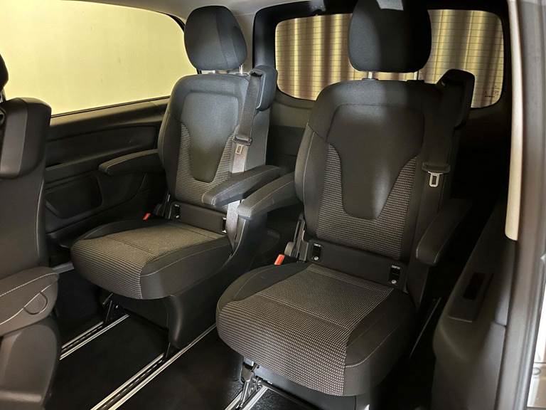 Mercedes EQV300 Avantgarde L