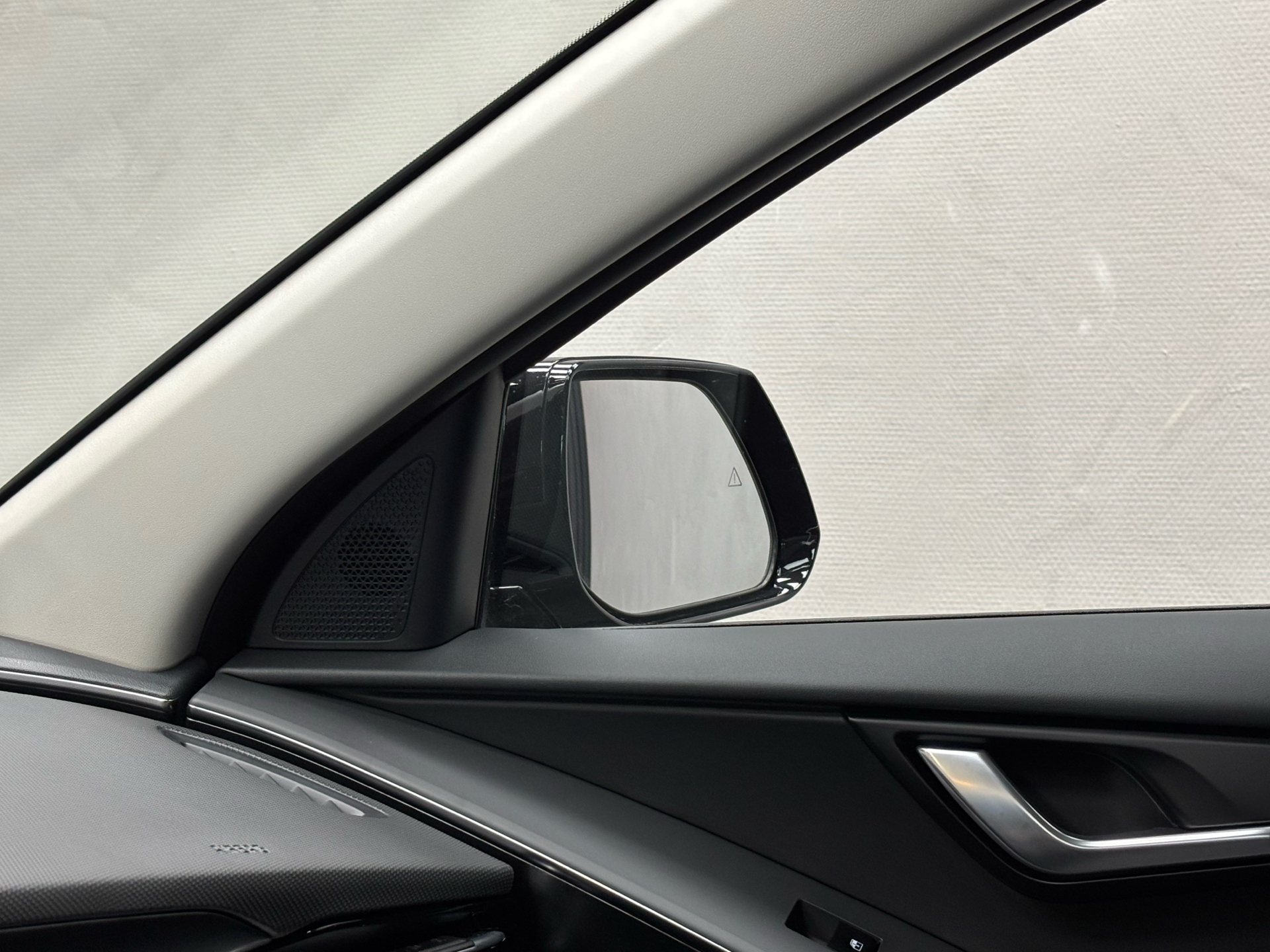 Sort Kia Niro EV fra 2025