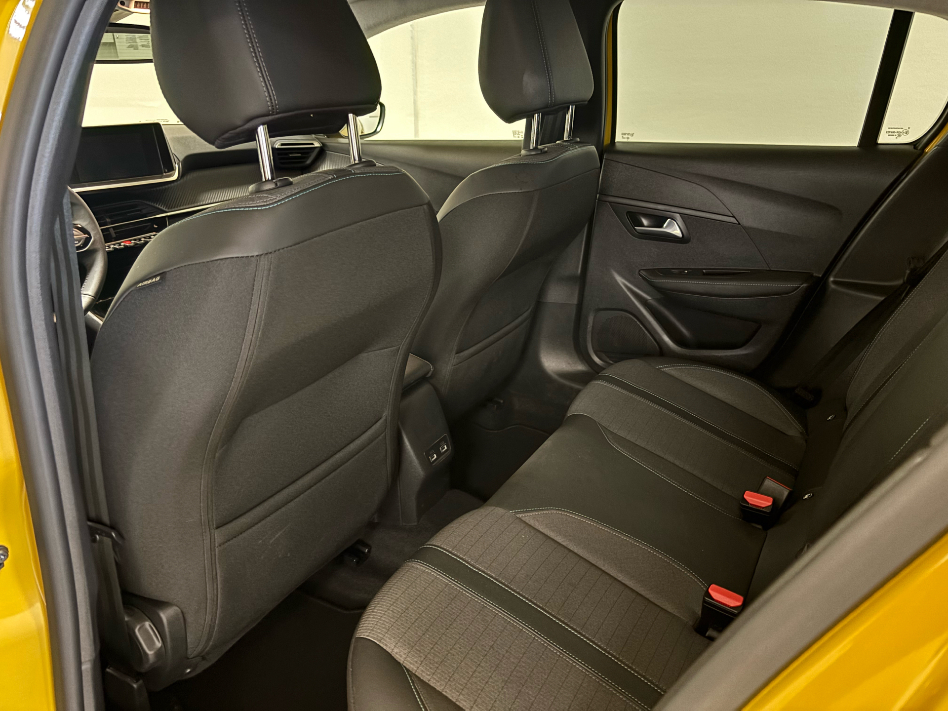 Peugeot 208 1,2 PureTech Allure Pack 100HK 5d 6g