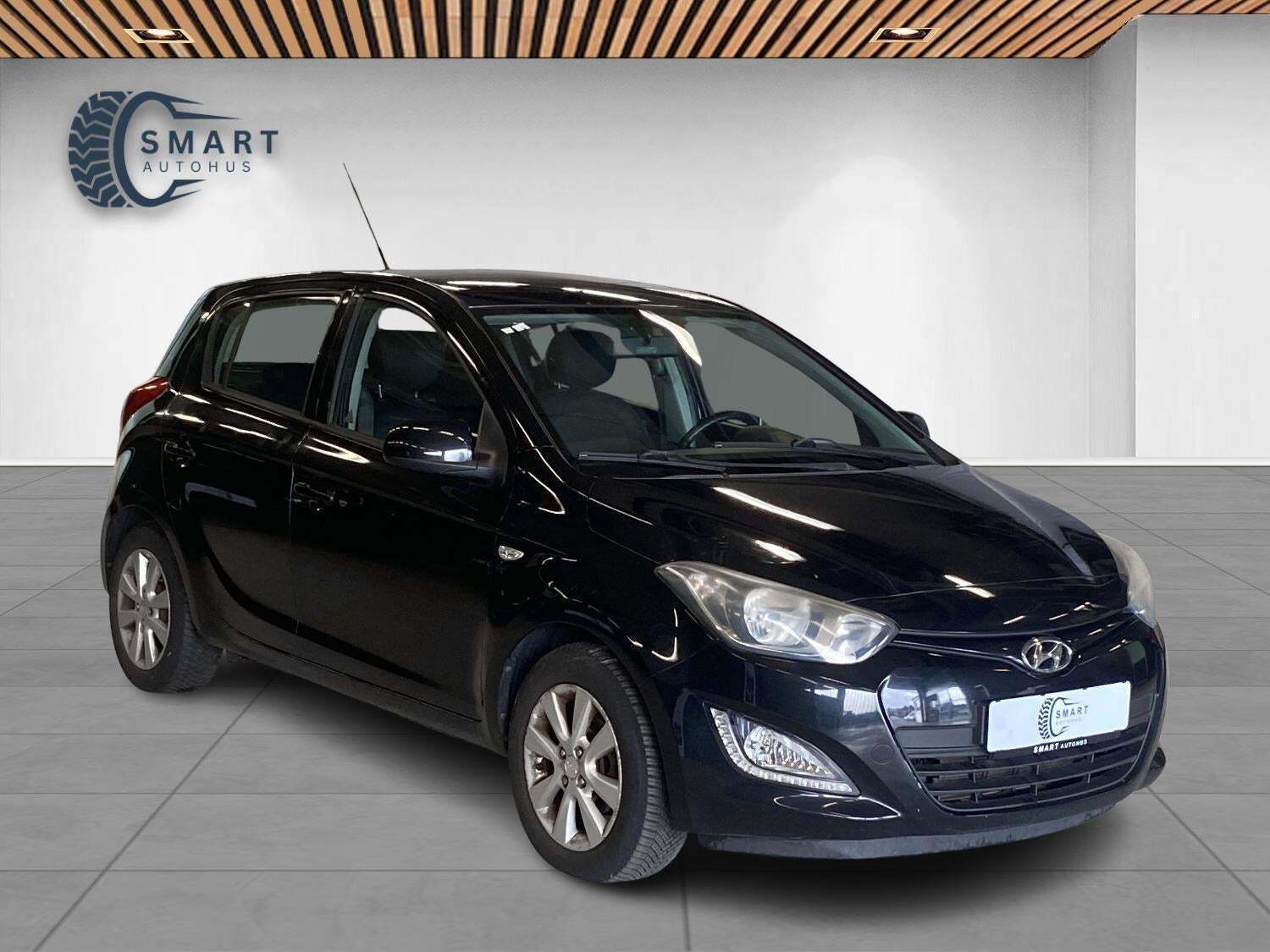 Sort Hyundai i20 fra 2013