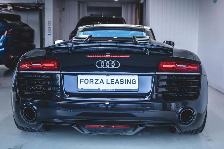 Sort Audi R8 fra 2015