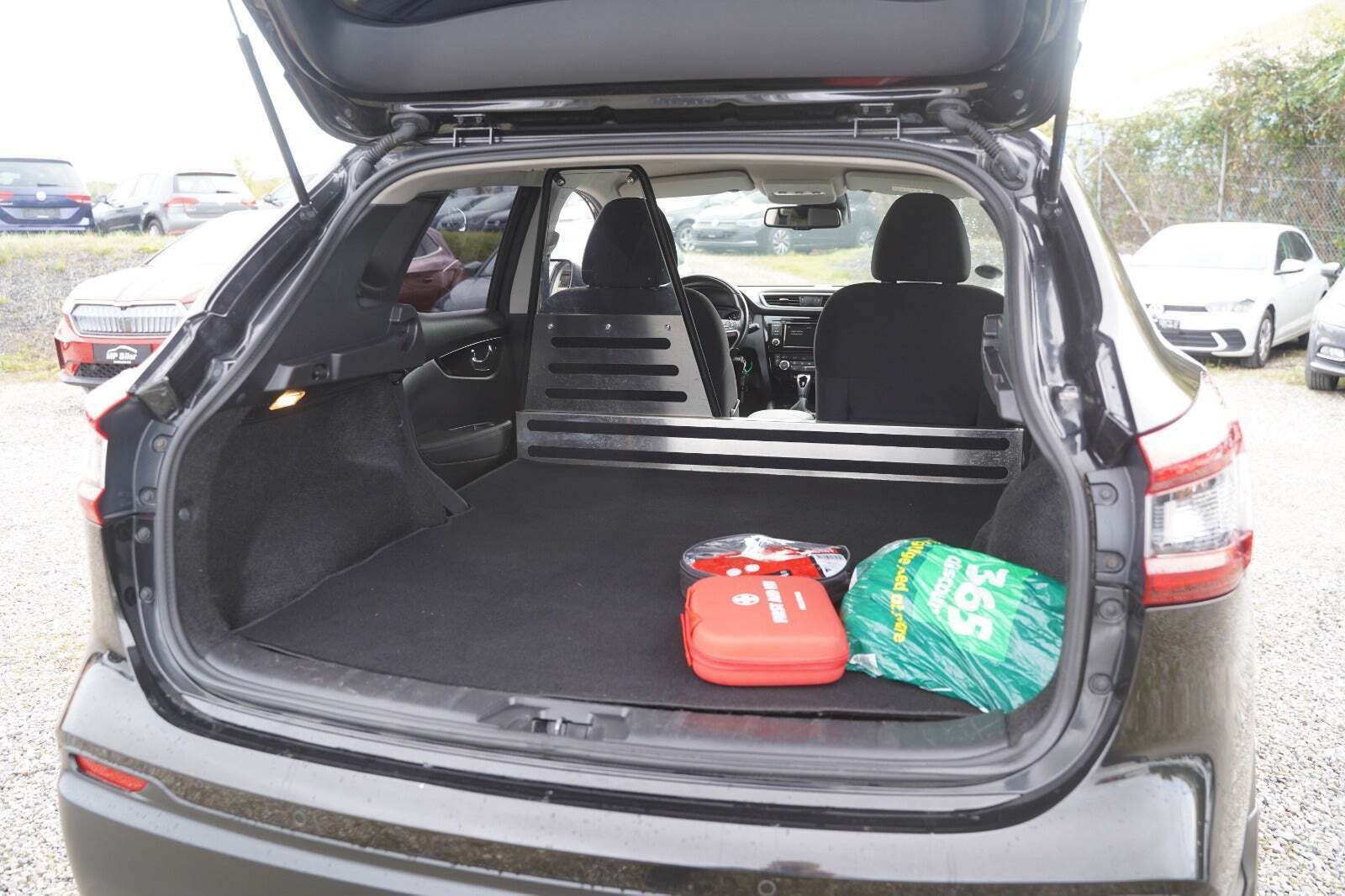 Sort Nissan Qashqai fra 2019