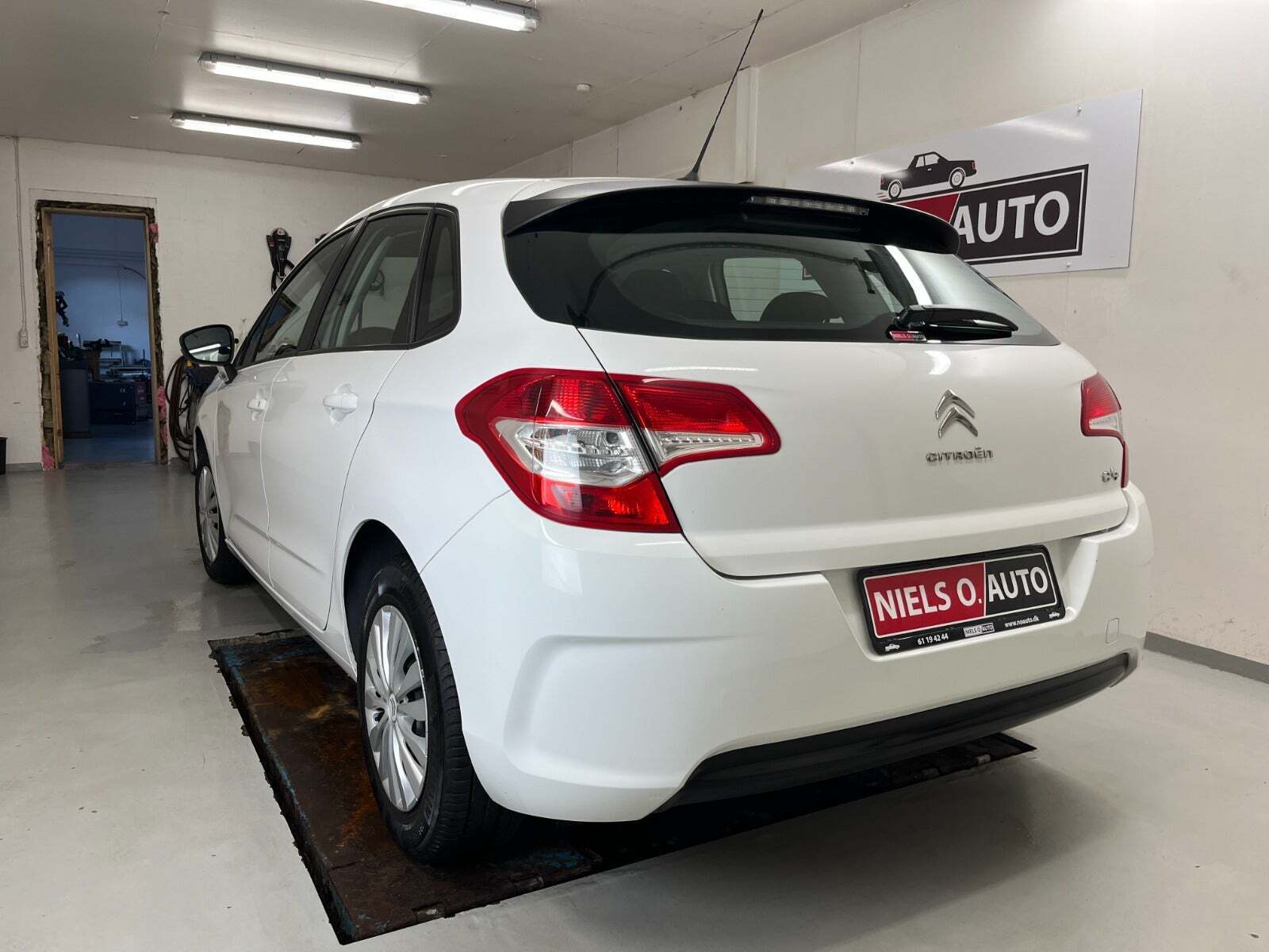 Hvid Citroën C4 fra 2015