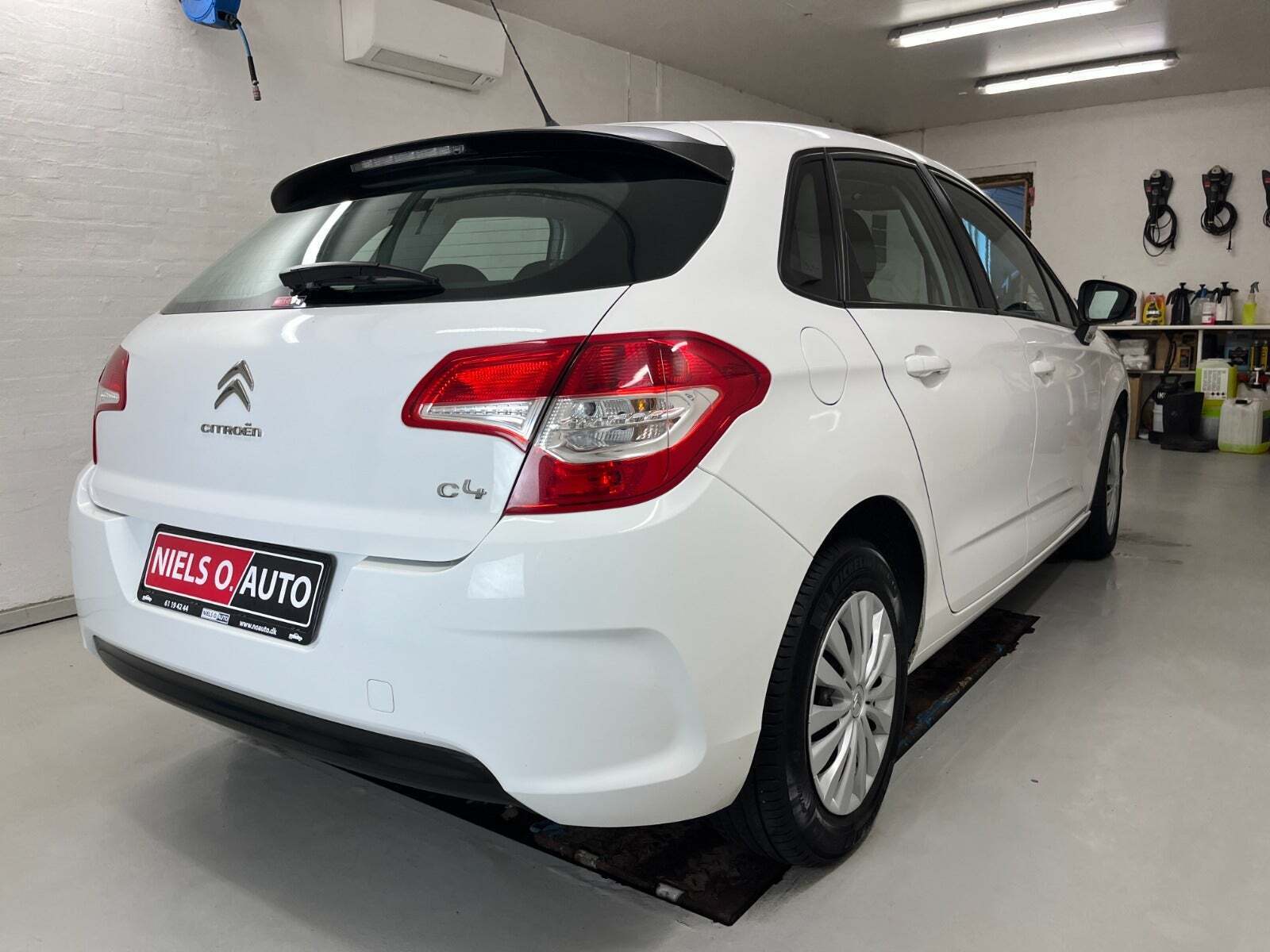 Hvid Citroën C4 fra 2015