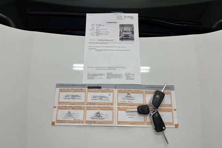 Hvid Citroën C4 fra 2015