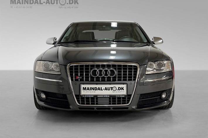 undefined Audi S8 fra 2006
