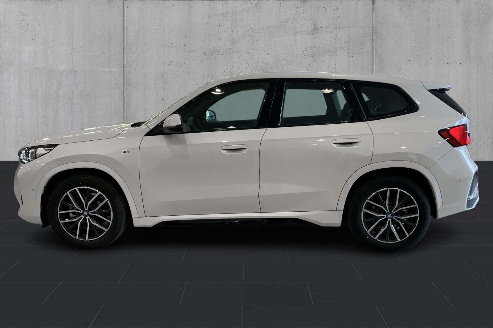 BMW iX1 eDrive20 M-Sport