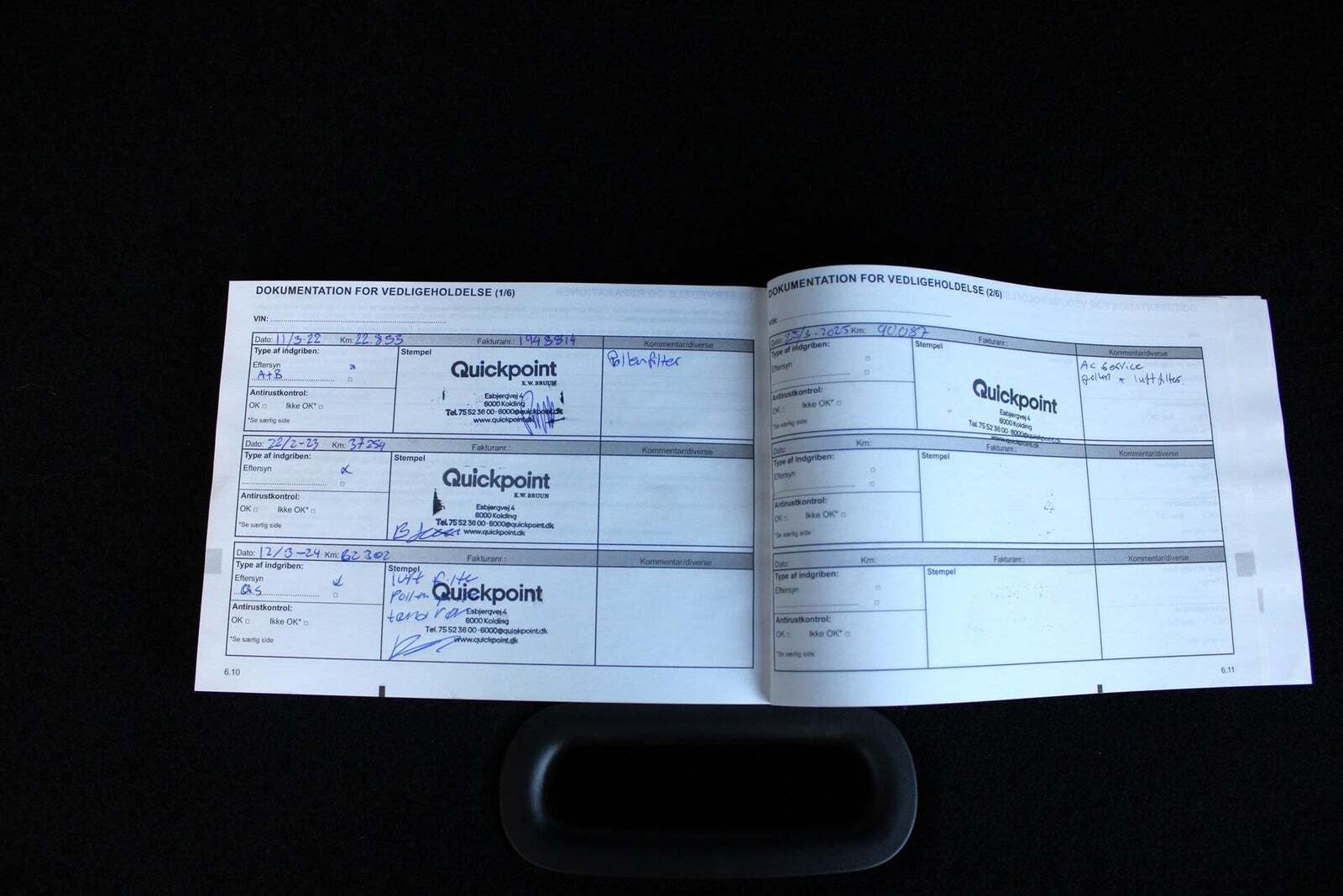 Grå Renault Captur fra 2020