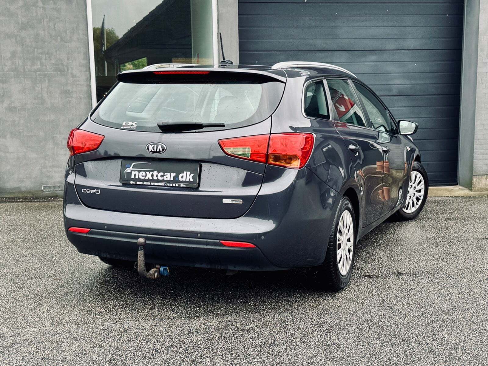 Grå Kia Ceed fra 2014
