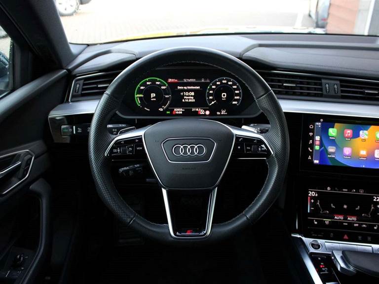 Audi e-tron 55 S-line Sportback quattro