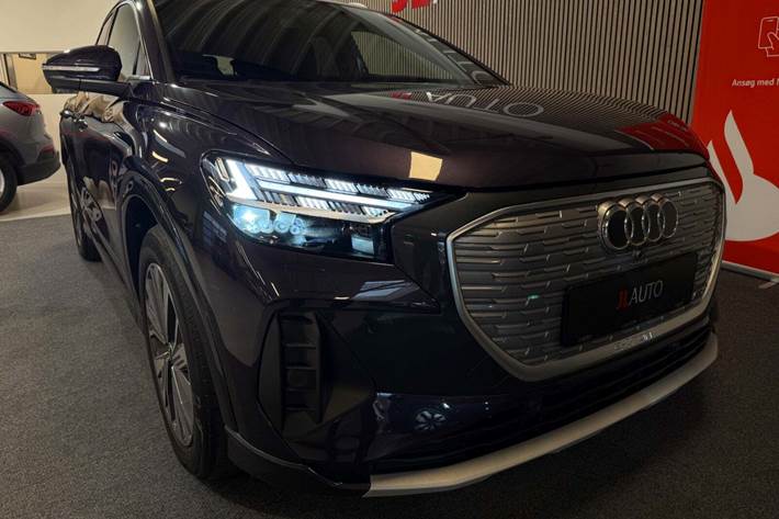 Lilla Audi Q4 e-tron fra 2022