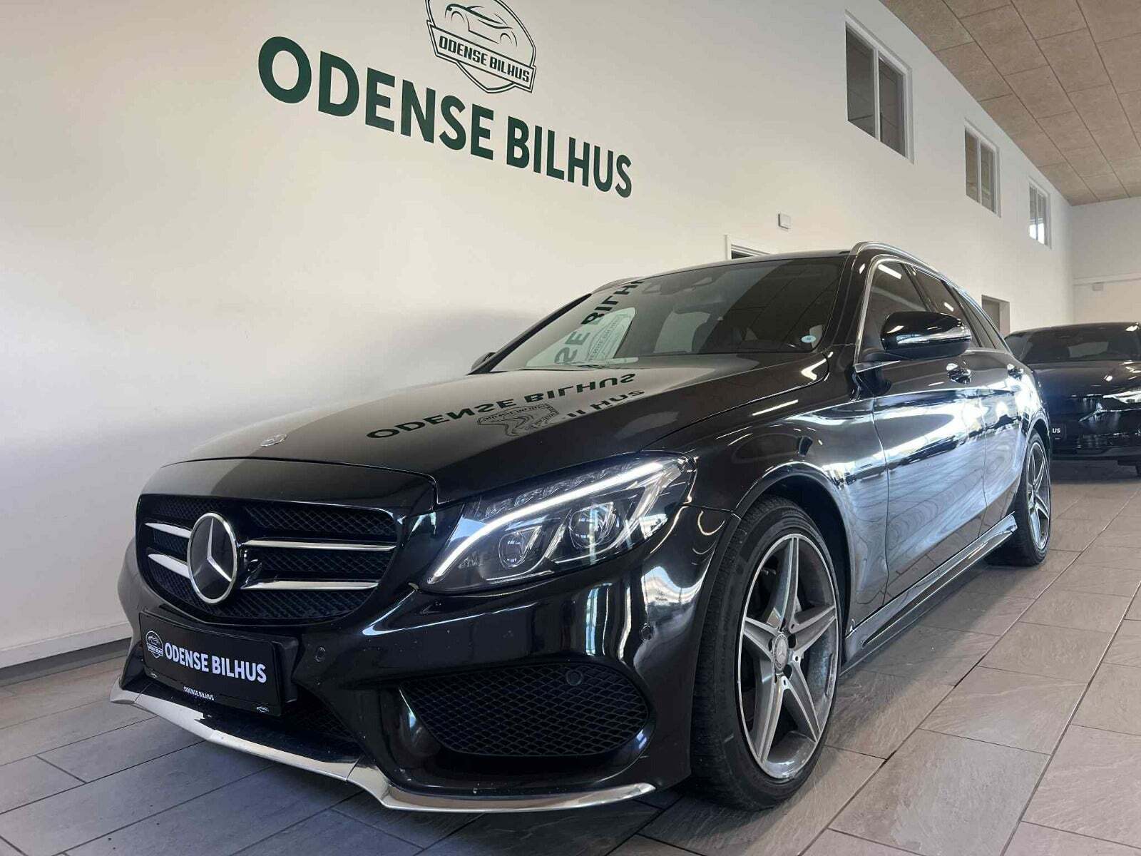 Mercedes C220 d 2,2 AMG Line stc. aut.