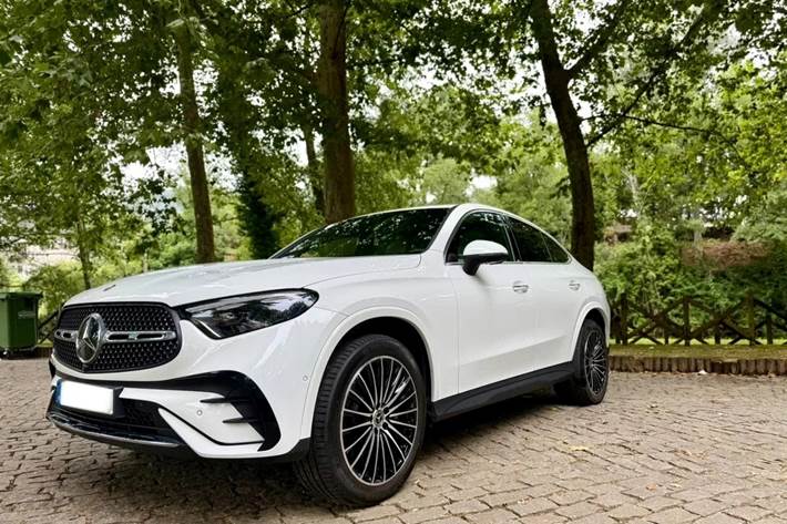 Hvid Mercedes CLC180 fra 2024