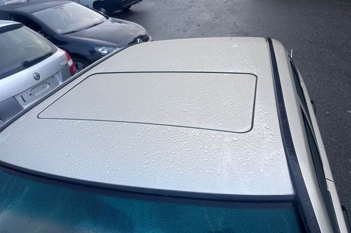 undefined Mercedes 190 E fra 1990 set udefra