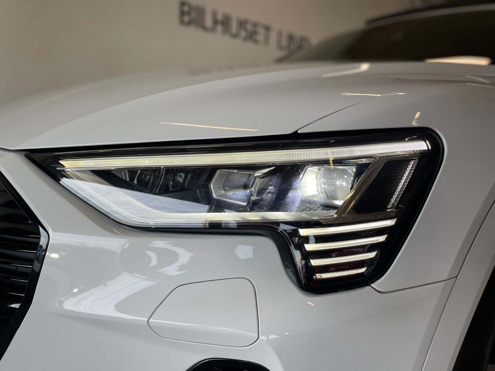 Audi e-tron 55 S-line Sportback quattro