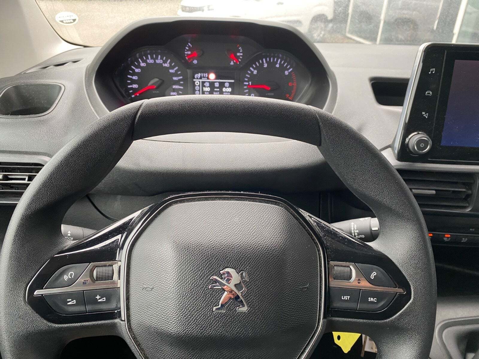 Peugeot Partner 1,5 BlueHDi 130 L2V2 Ultimate Van