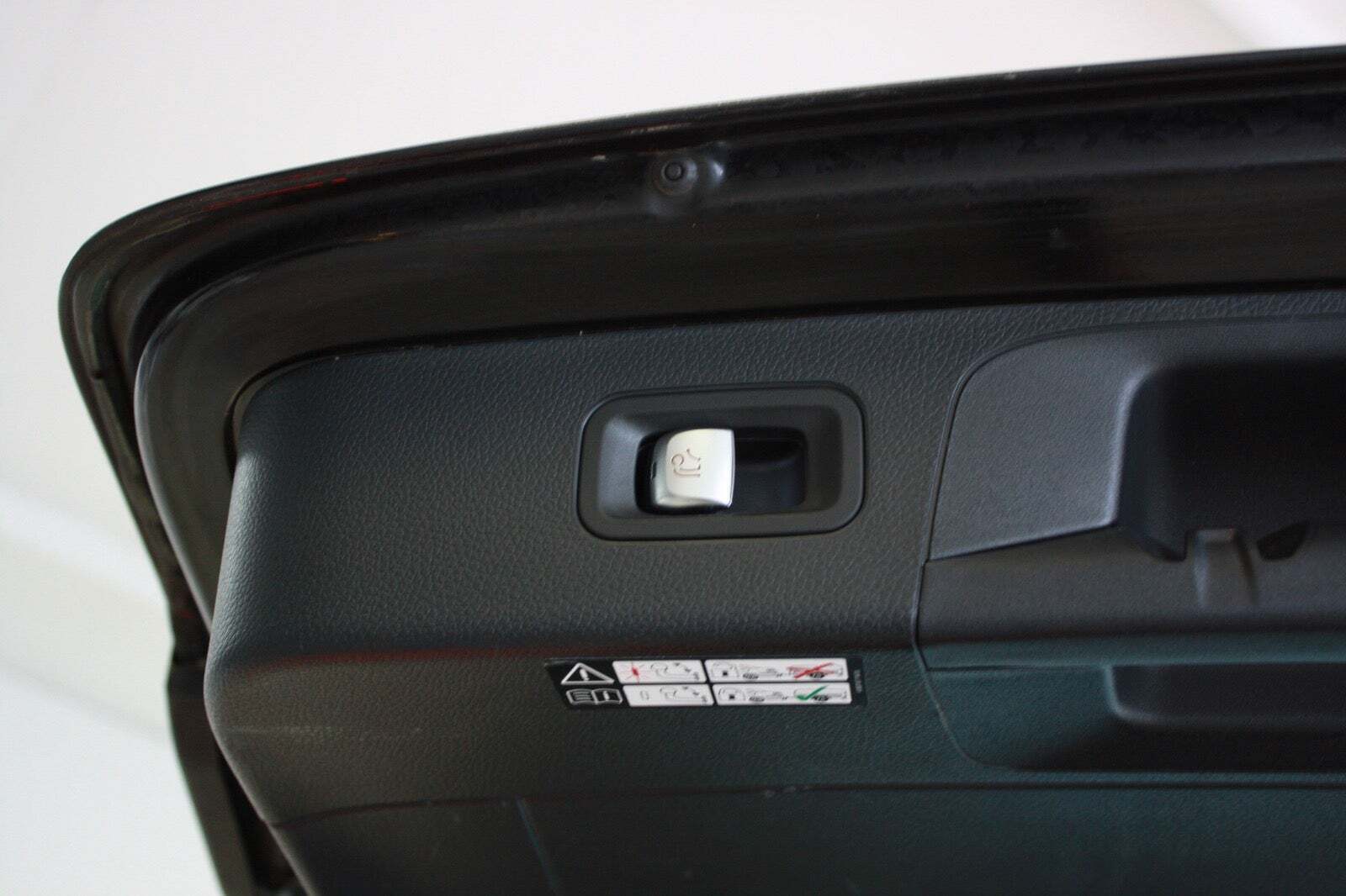 Sort Mercedes GLC43 fra 2016