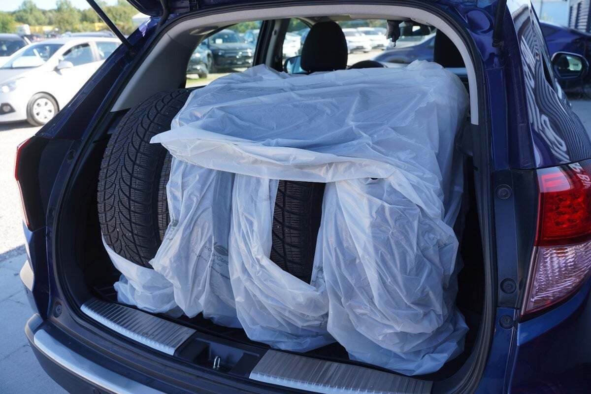 Blå Honda HR-V fra 2016