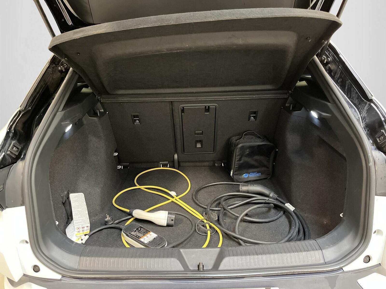 Hvid VW ID.4 fra 2021