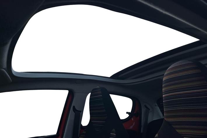 Rød Citroën C1 fra 2015