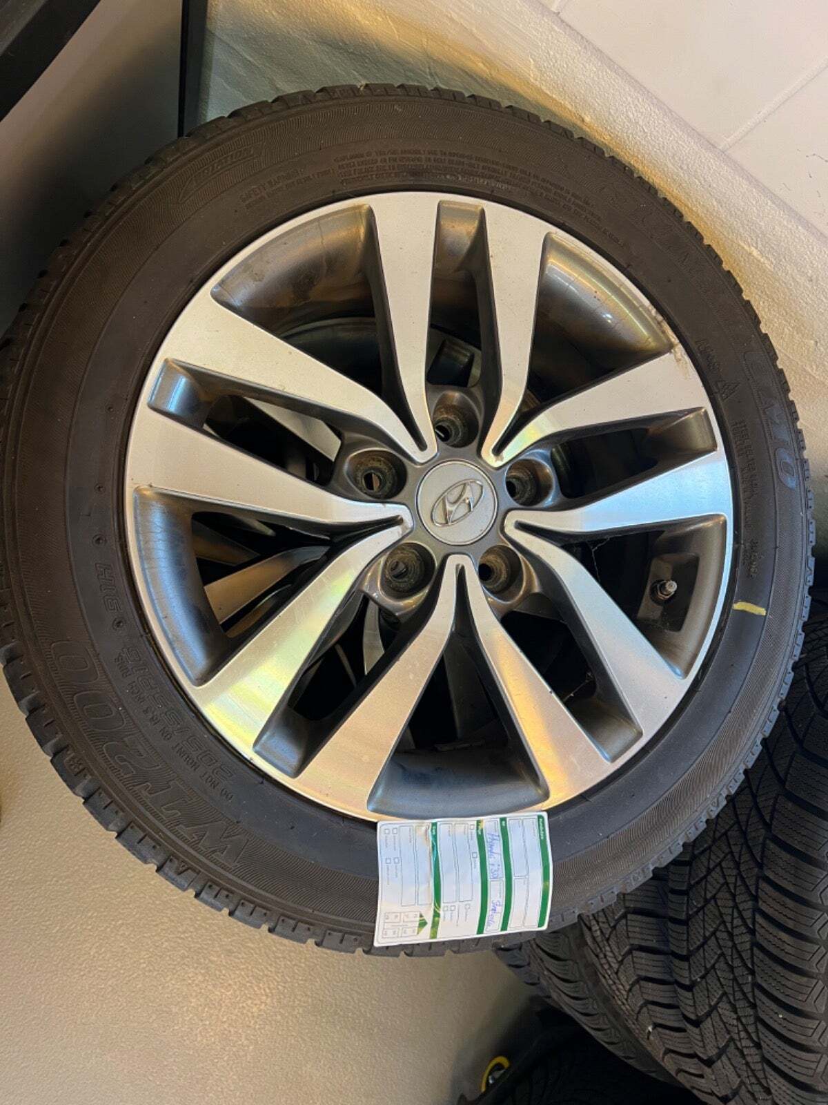 Grå Hyundai i30 fra 2017