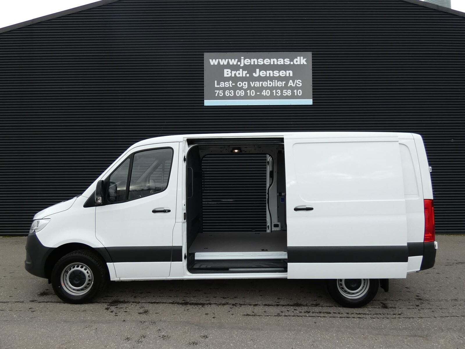 Mercedes Sprinter 317 2,0 CDi A2 Kassevogn aut. RWD
