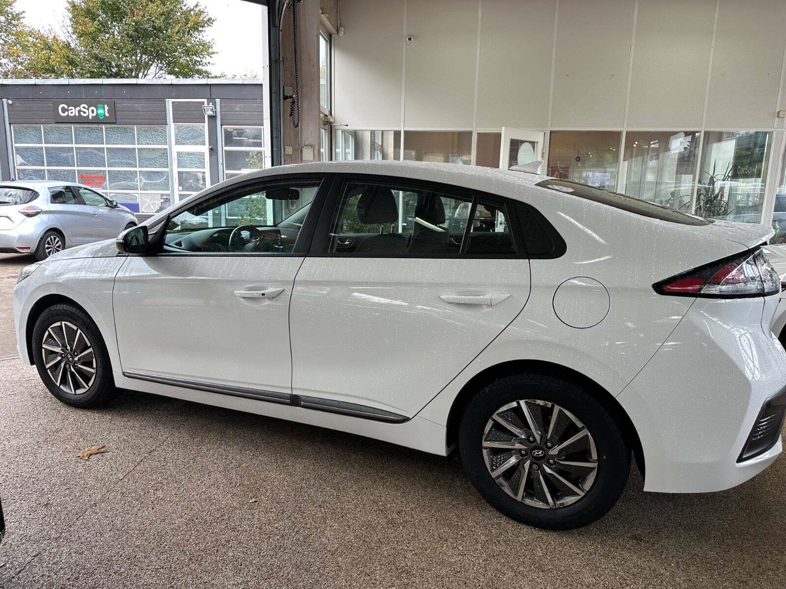 Hyundai Ioniq 40 EV Trend