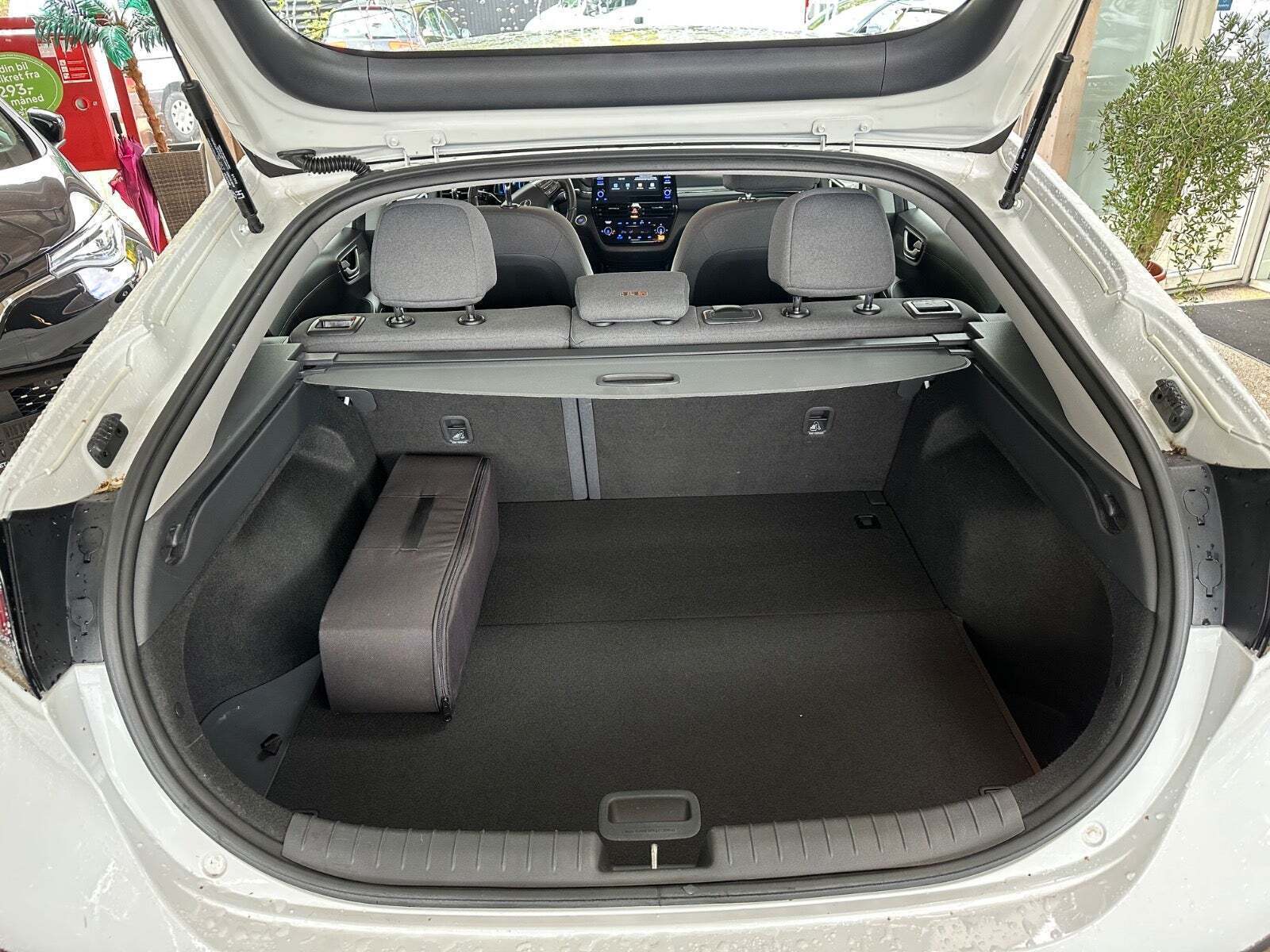 Hyundai Ioniq 40 EV Trend