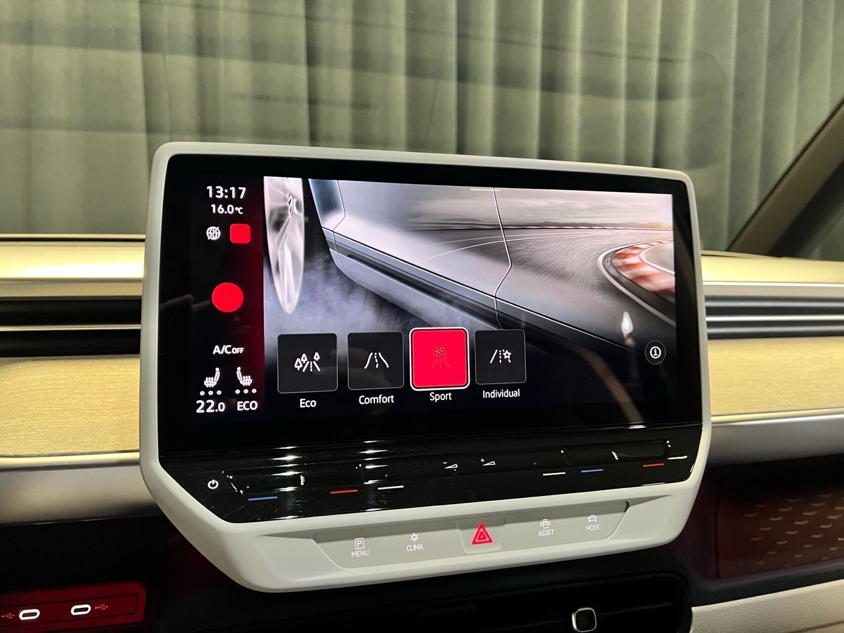 Sølv VW ID.Buzz fra 2024