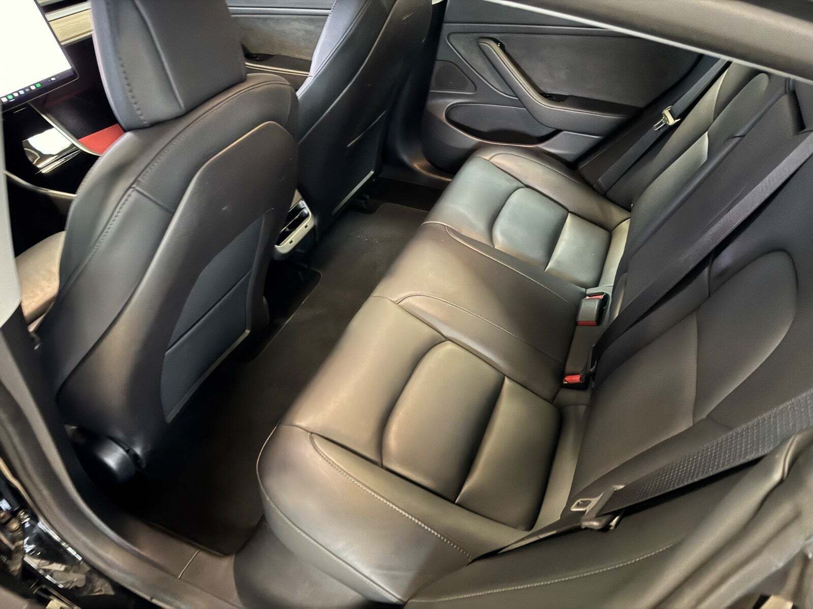 undefined Tesla Model 3 fra 2020