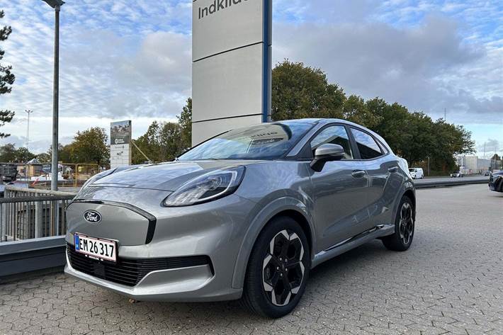 Grå Ford Puma fra 2025 set udefra